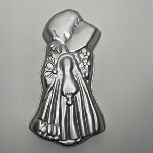 Wilton 1975 HOLLY‎ HOBBIE Cake MOLD Pan Vintage Aluminum Farmhouse Cottage Core